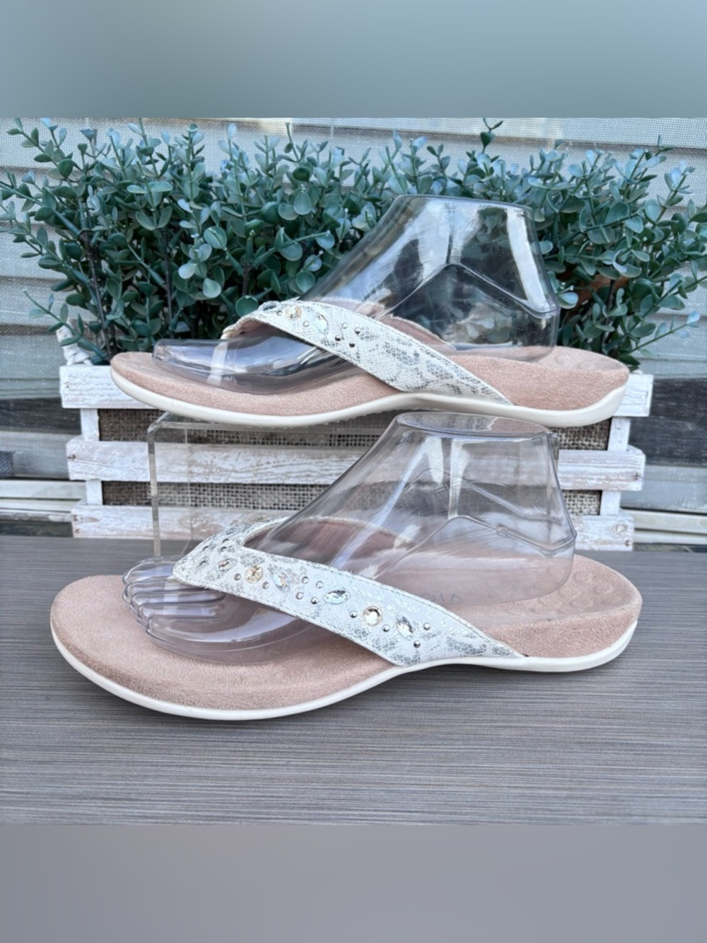 Vionic Lucia Sandals
